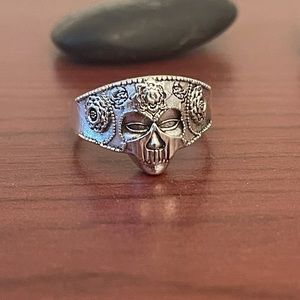Silver Skull RING